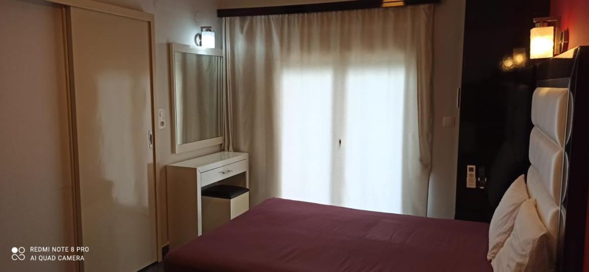 Spiros Rooms Kastrosikia Exterior photo