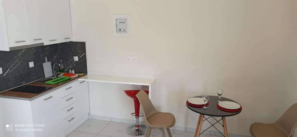 Spiros Rooms Kastrosikia Exterior photo