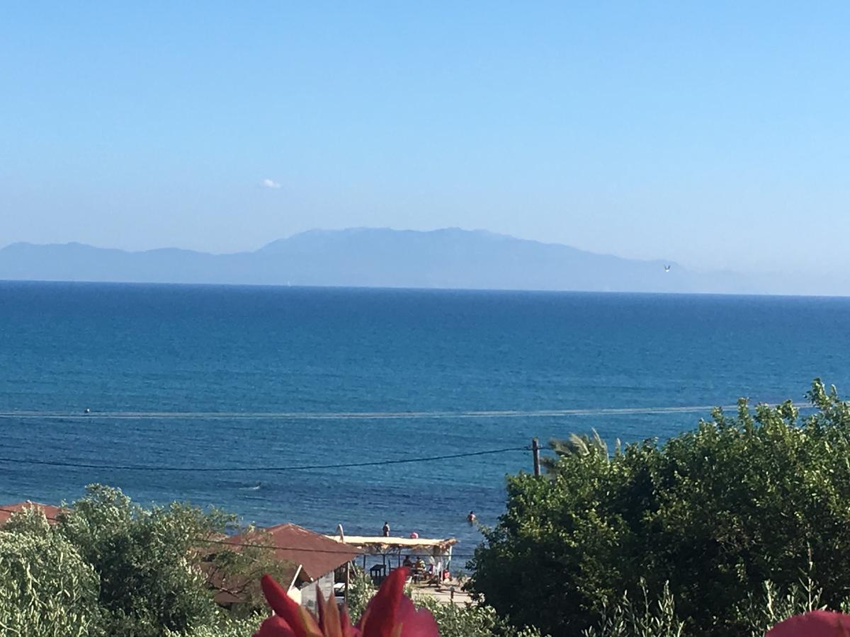 Spiros Rooms Kastrosikia Exterior photo