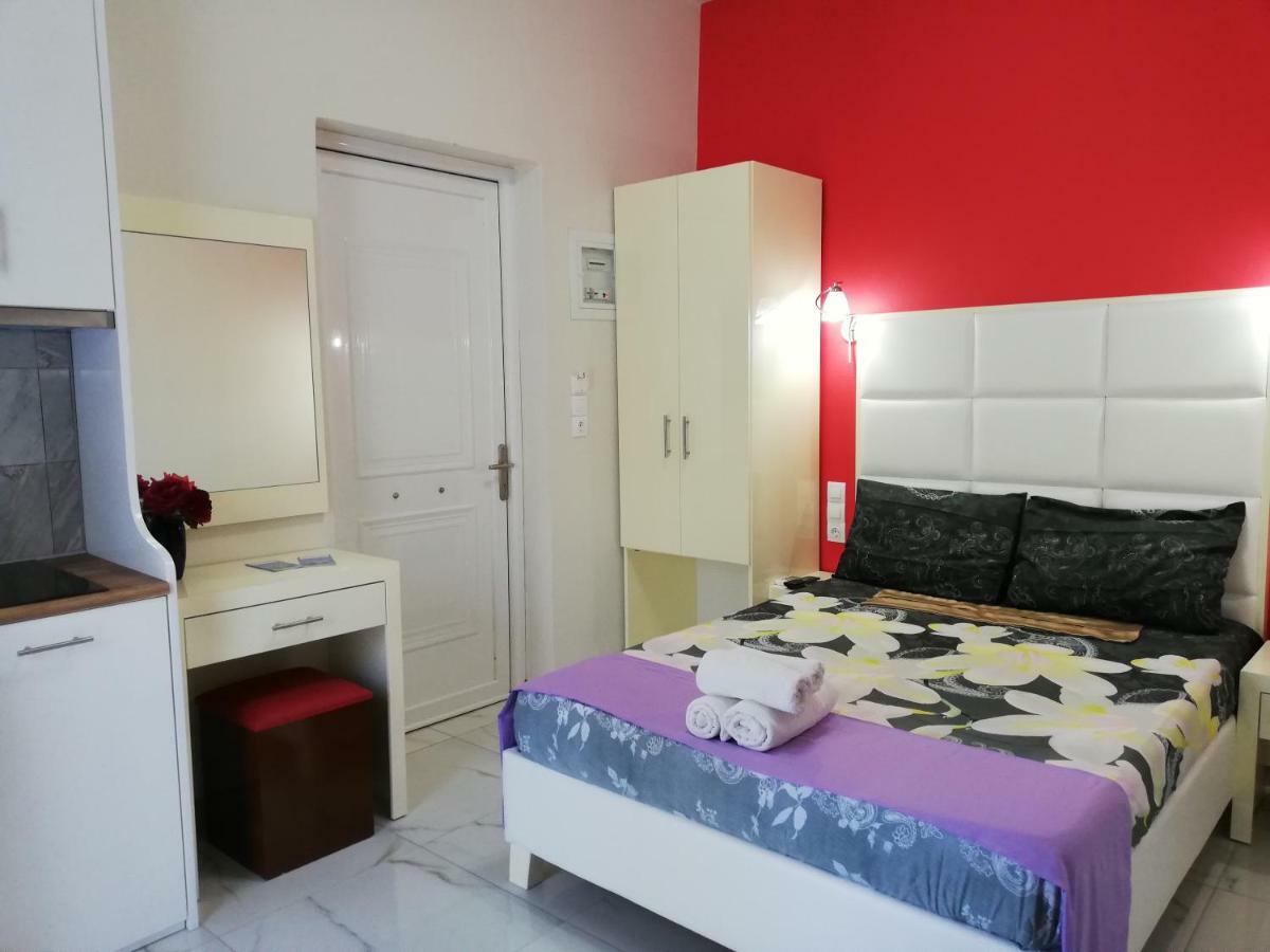 Spiros Rooms Kastrosikia Exterior photo